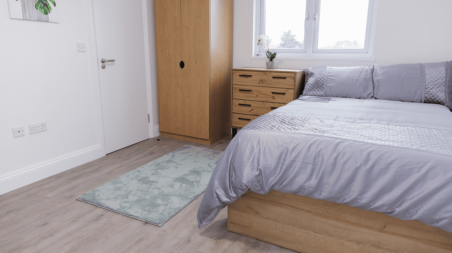 Bedroom at Autus Court