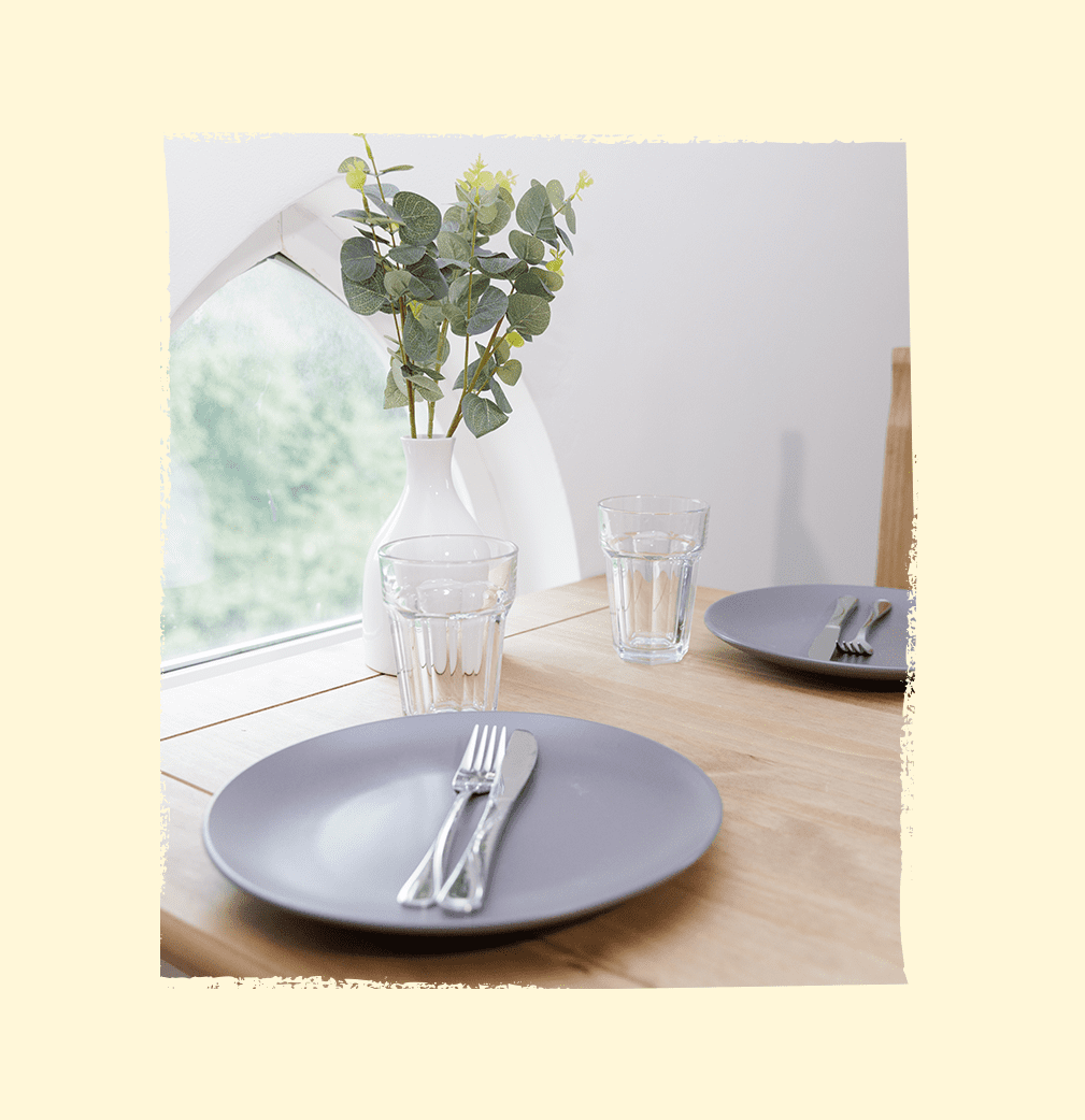 Dining table at Autus Court